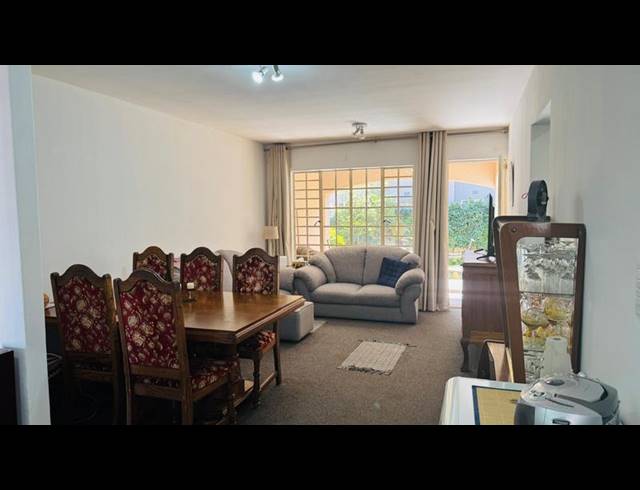 2 BEDROOM APARTMENT FOR SALE IN LAMBTON